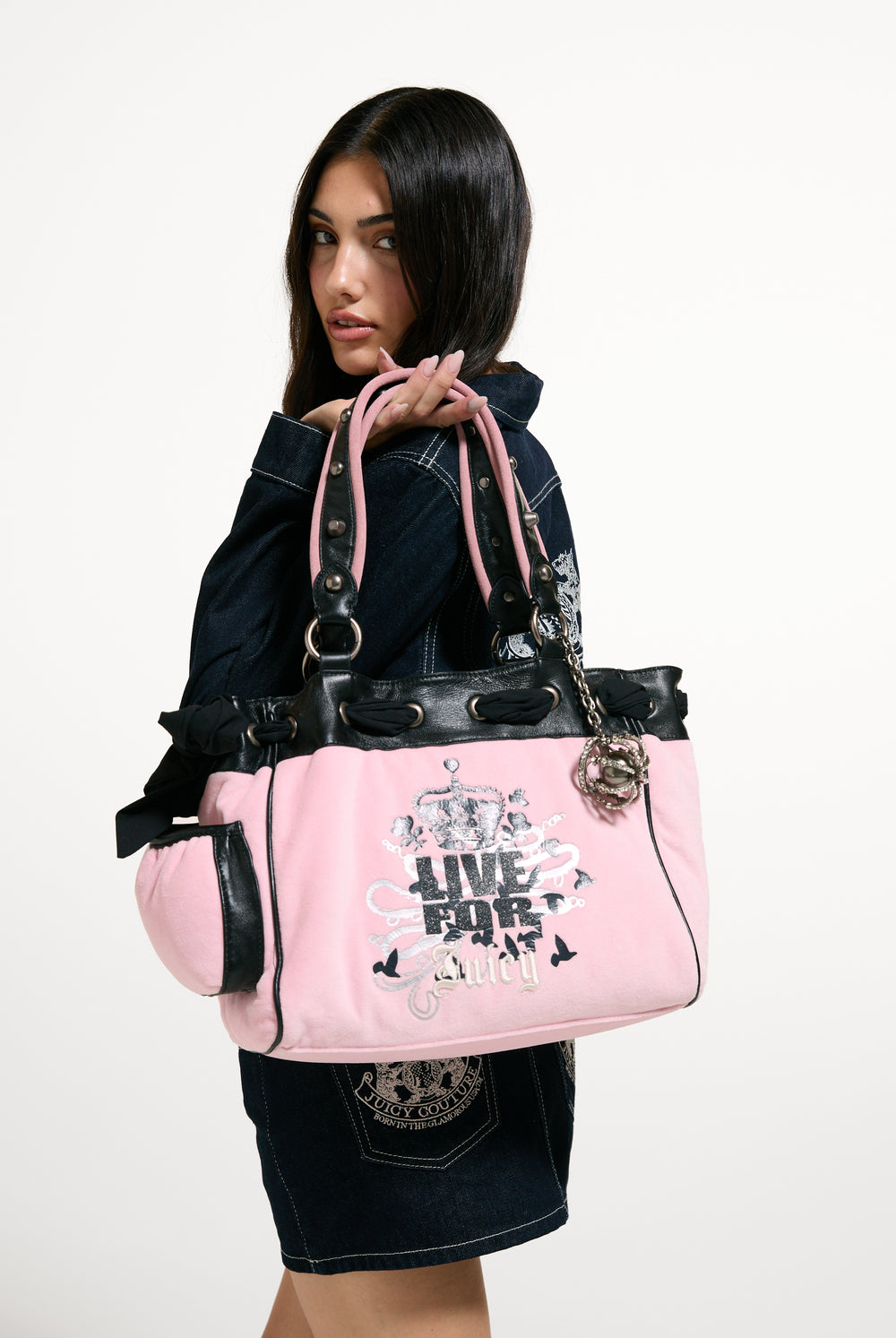 Displays a model wearing the Cherry Blossom 'Juicy' branded Live For Juicy Daydreamer Shopper Bag