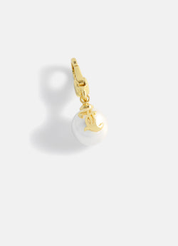 Displays the Gold 'Juicy' branded JC Pearl Charm