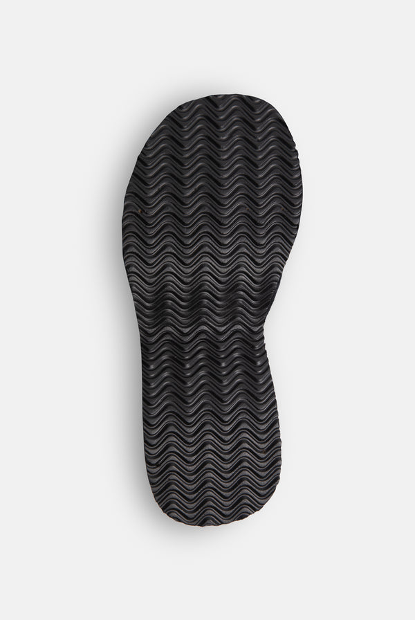 BLACK Y2K PLATFORM WEDGE WITH CHARM