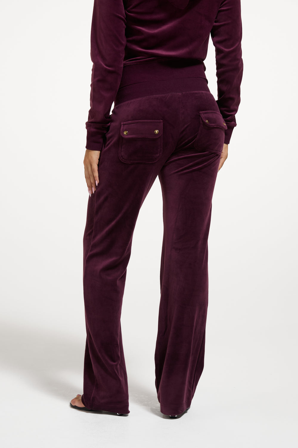 Winetasting / Gold Classic Velour Del Ray Pocketed Bottoms